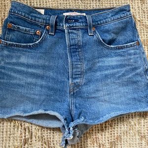 Levi Ribcage shorts 27